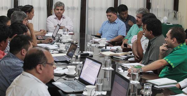 Ganaderos se reunieron con gestores de políticas públicas y privadas para debatir el proyecto./ El Deber